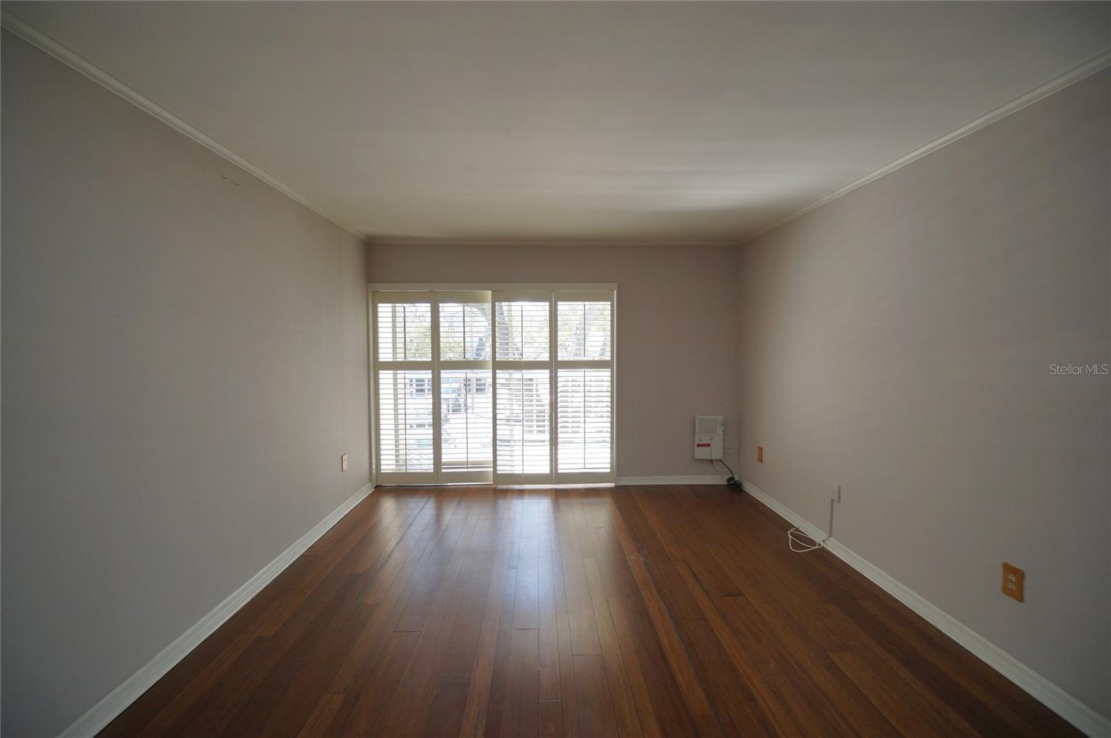 Image 11 of 19 For 3325 Bayshore Boulevard D28