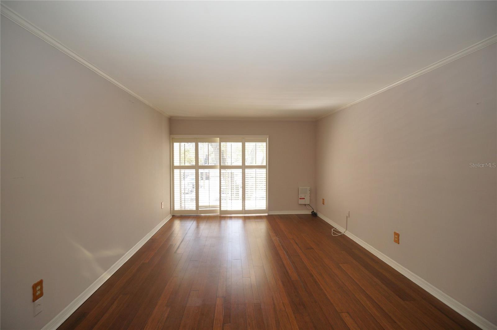 Image 13 of 19 For 3325 Bayshore Boulevard D28