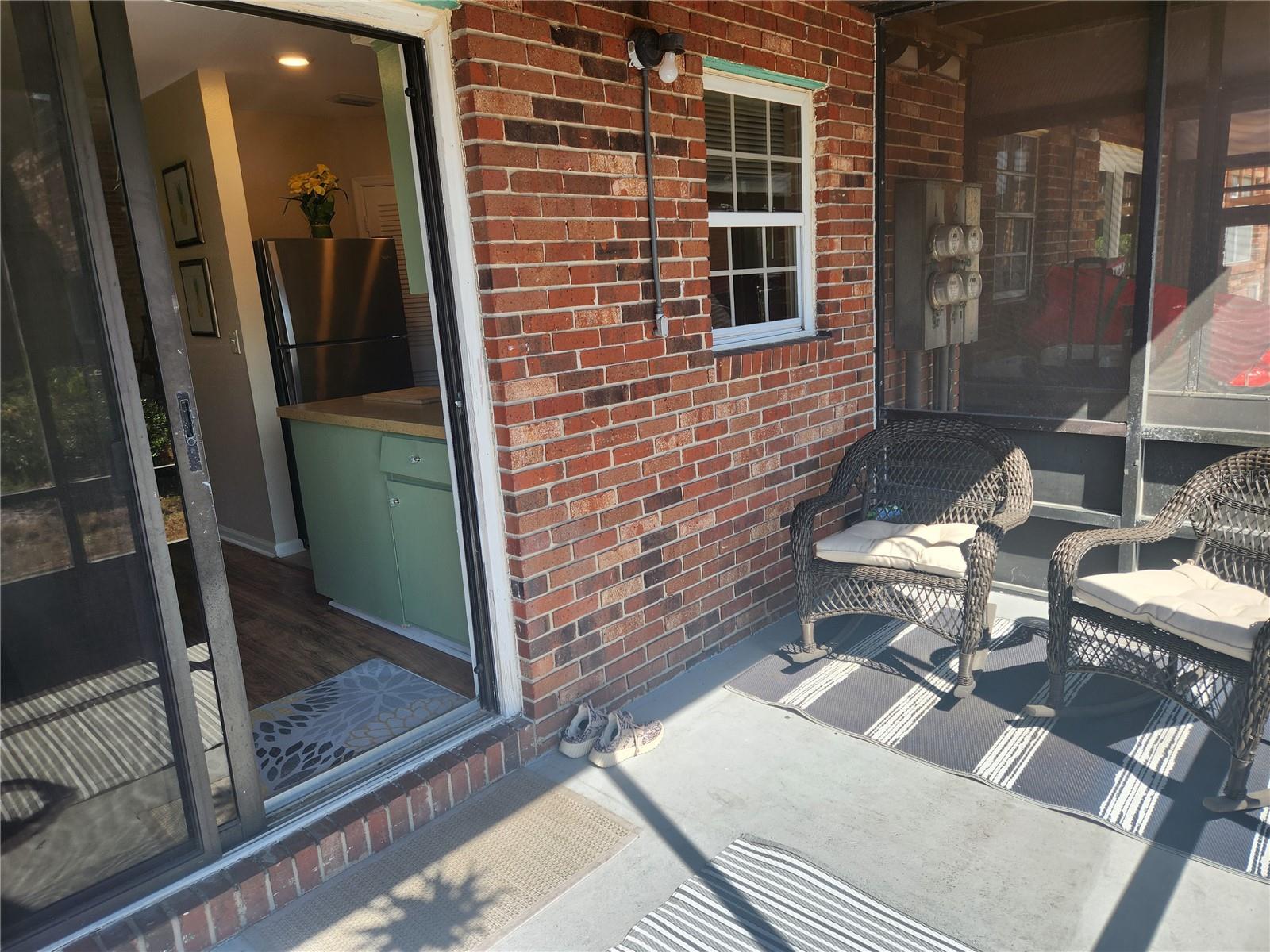 Image 12 of 26 For 1920 Edgewood Drive D3