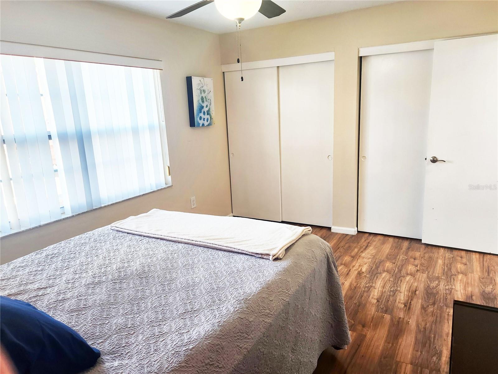 Image 15 of 26 For 1920 Edgewood Drive D3