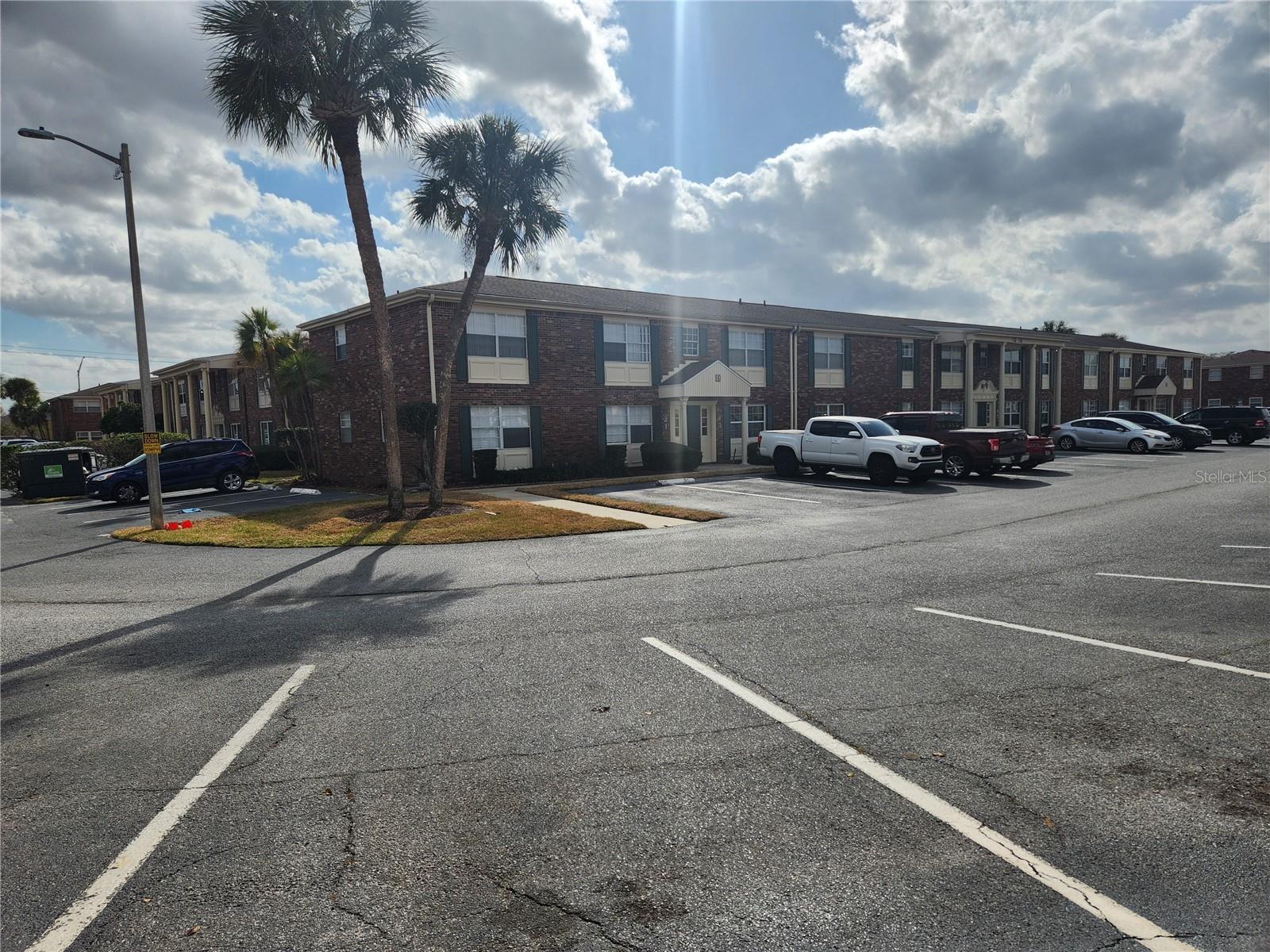 Image 24 of 26 For 1920 Edgewood Drive D3