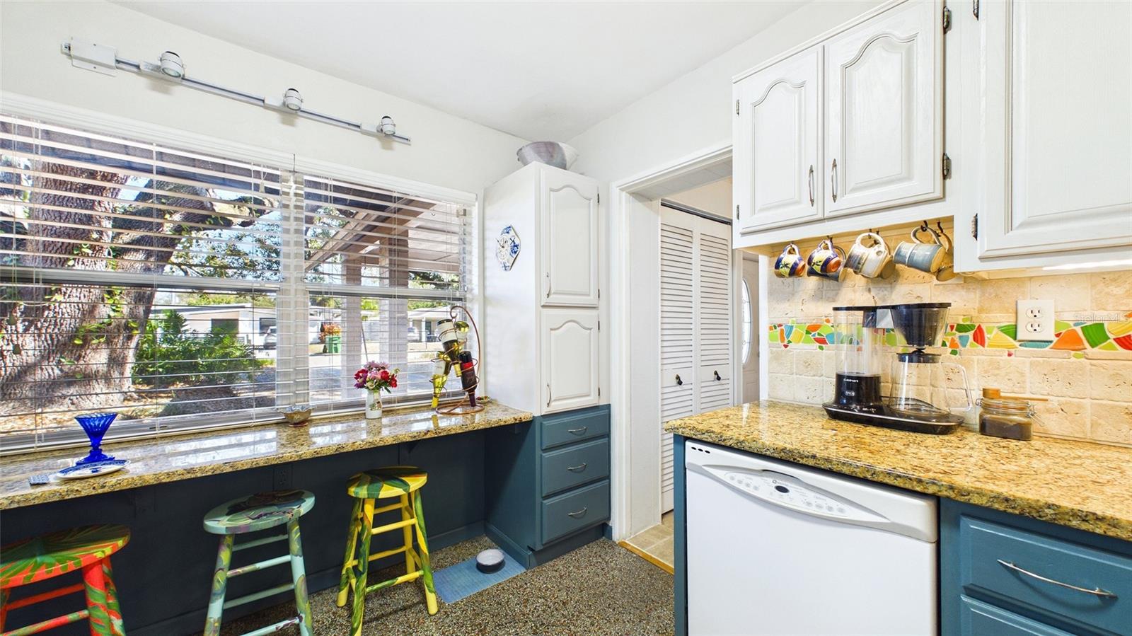 Image 15 of 52 For 4319 Cameron Avenue