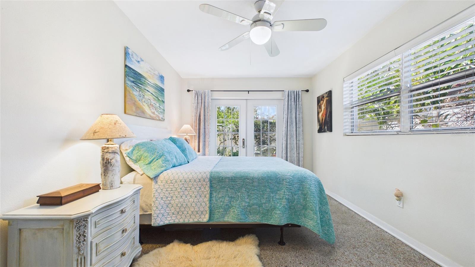 Image 27 of 52 For 4319 Cameron Avenue