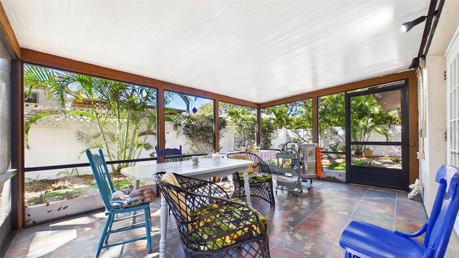 Image 39 of 52 For 4319 Cameron Avenue