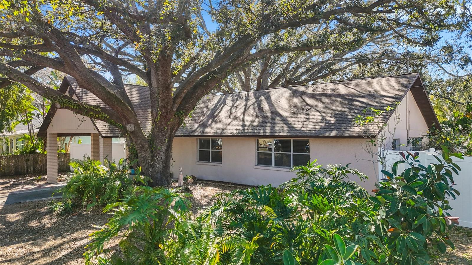 Image 7 of 52 For 4319 Cameron Avenue