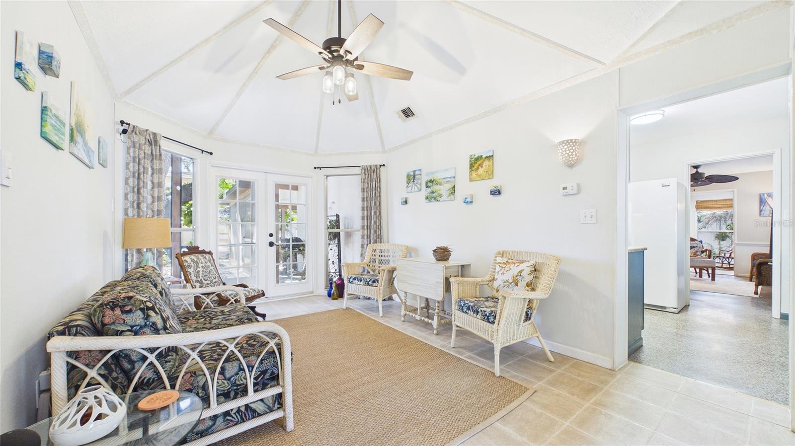 Image 8 of 52 For 4319 Cameron Avenue