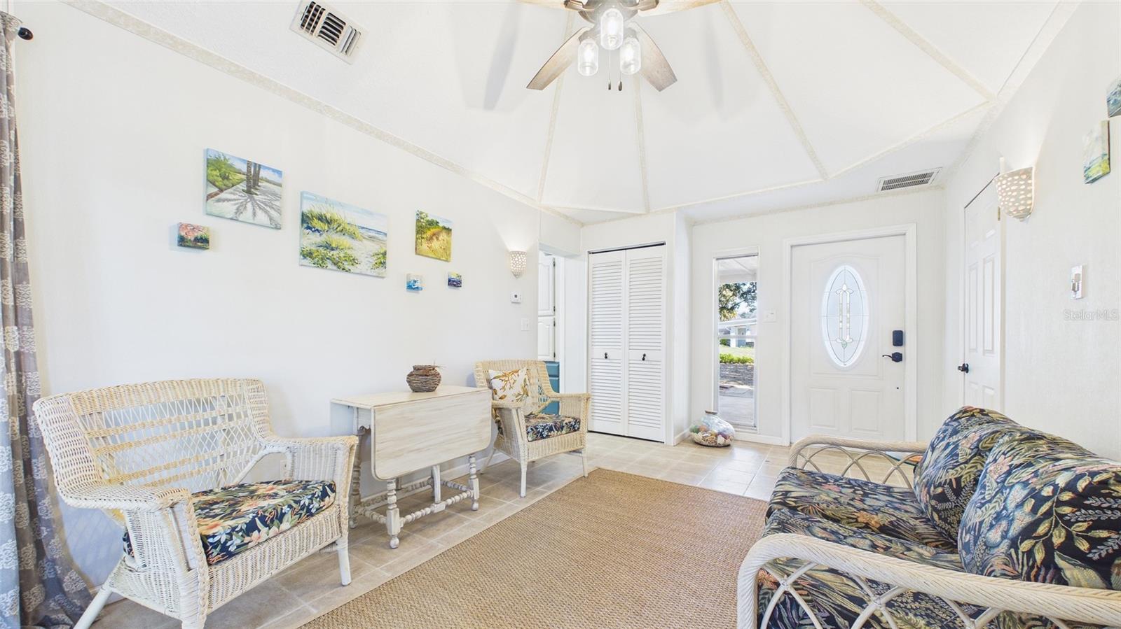 Image 9 of 52 For 4319 Cameron Avenue