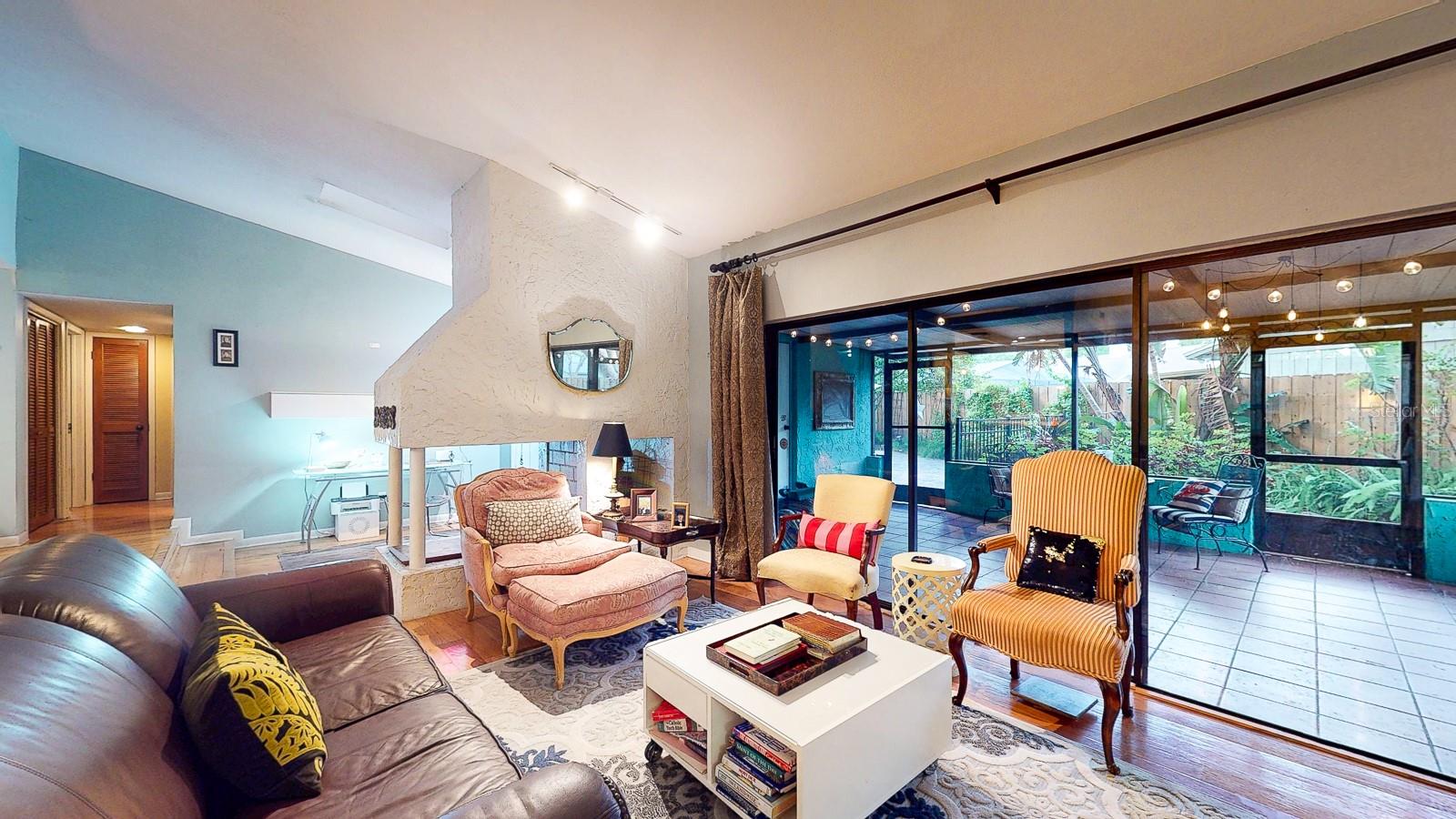 Image 12 of 58 For 4438 Summer Oak Drive