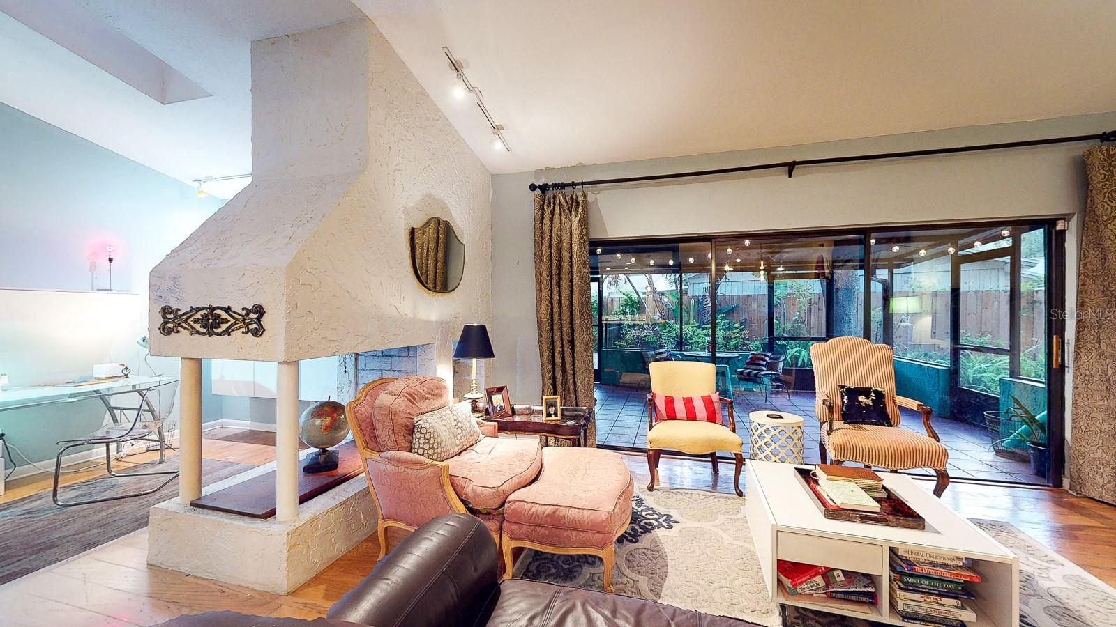 Image 13 of 58 For 4438 Summer Oak Drive