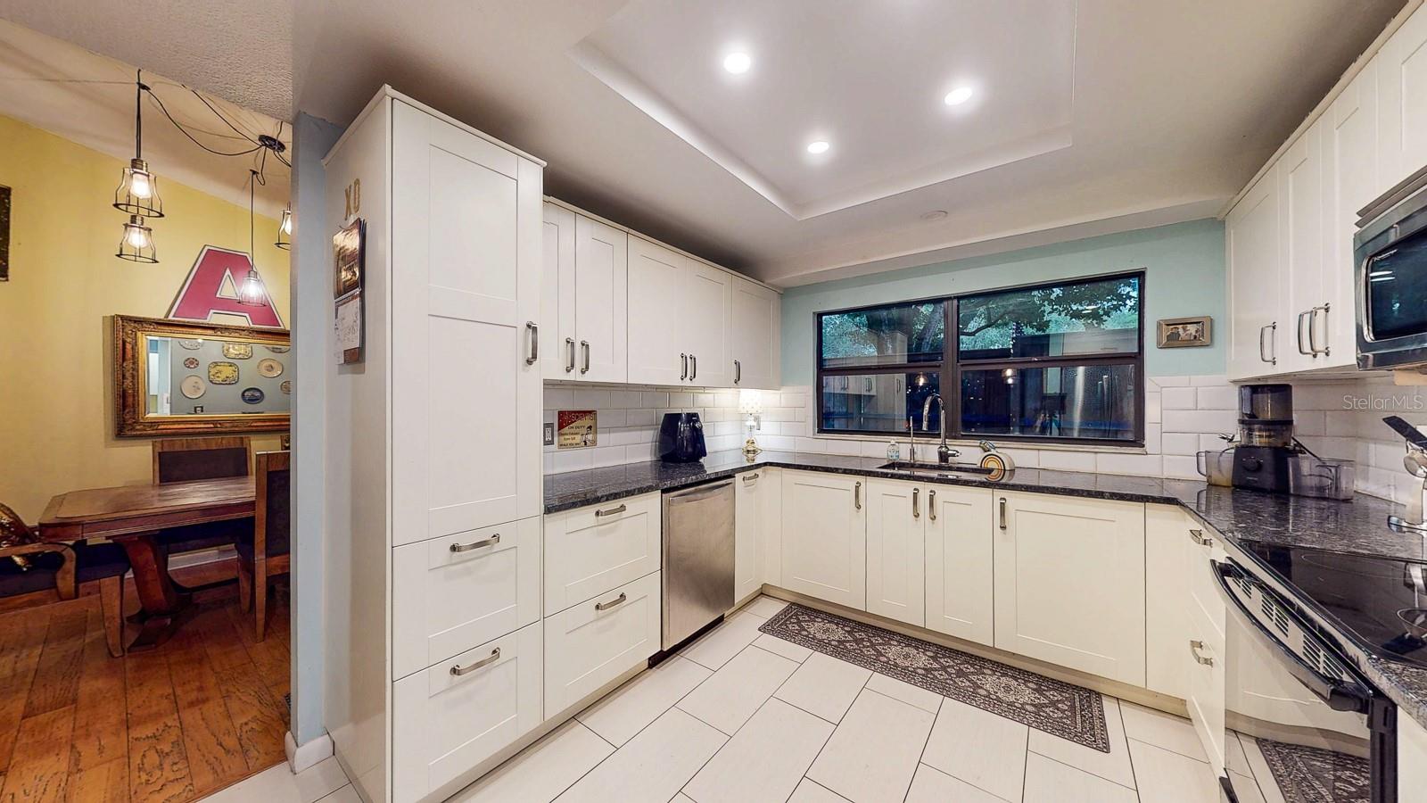 Image 18 of 58 For 4438 Summer Oak Drive