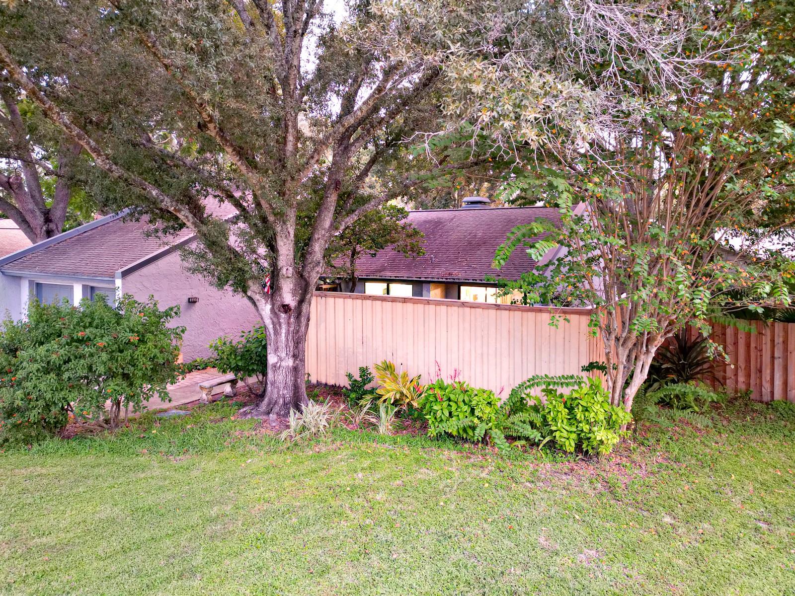 Image 4 of 58 For 4438 Summer Oak Drive