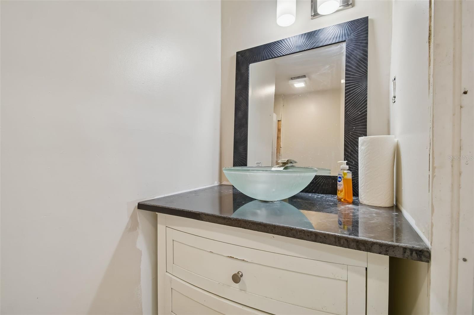 Image 16 of 47 For 5723 Cherry Tree Drive