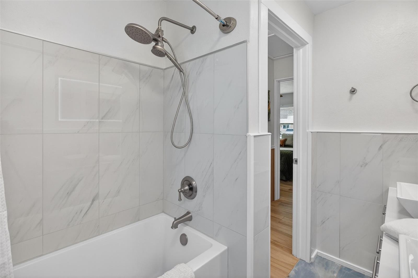 Image 18 of 27 For 4533 27th Avenue S