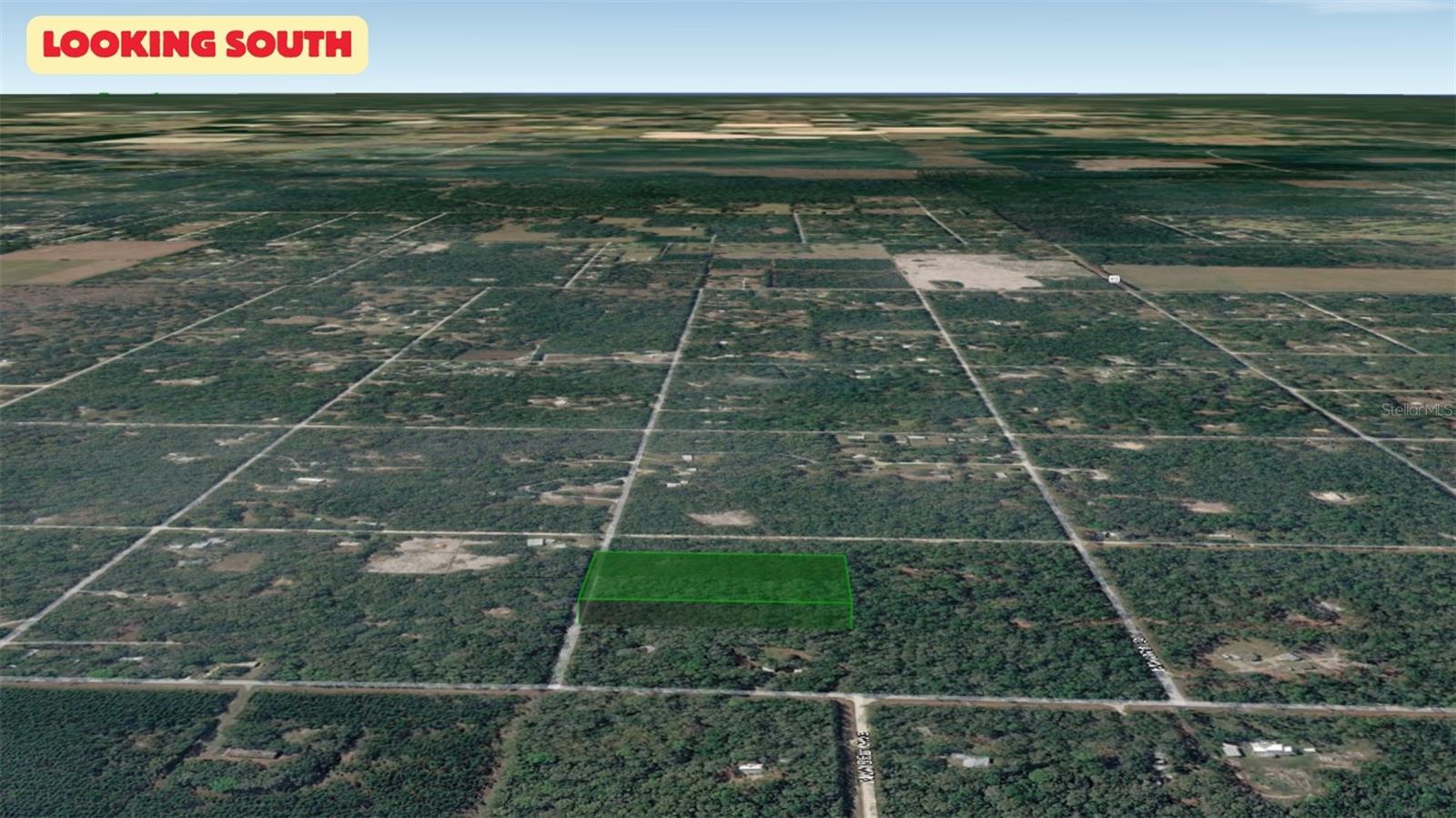 Image 19 of 26 For  85th Avenue 