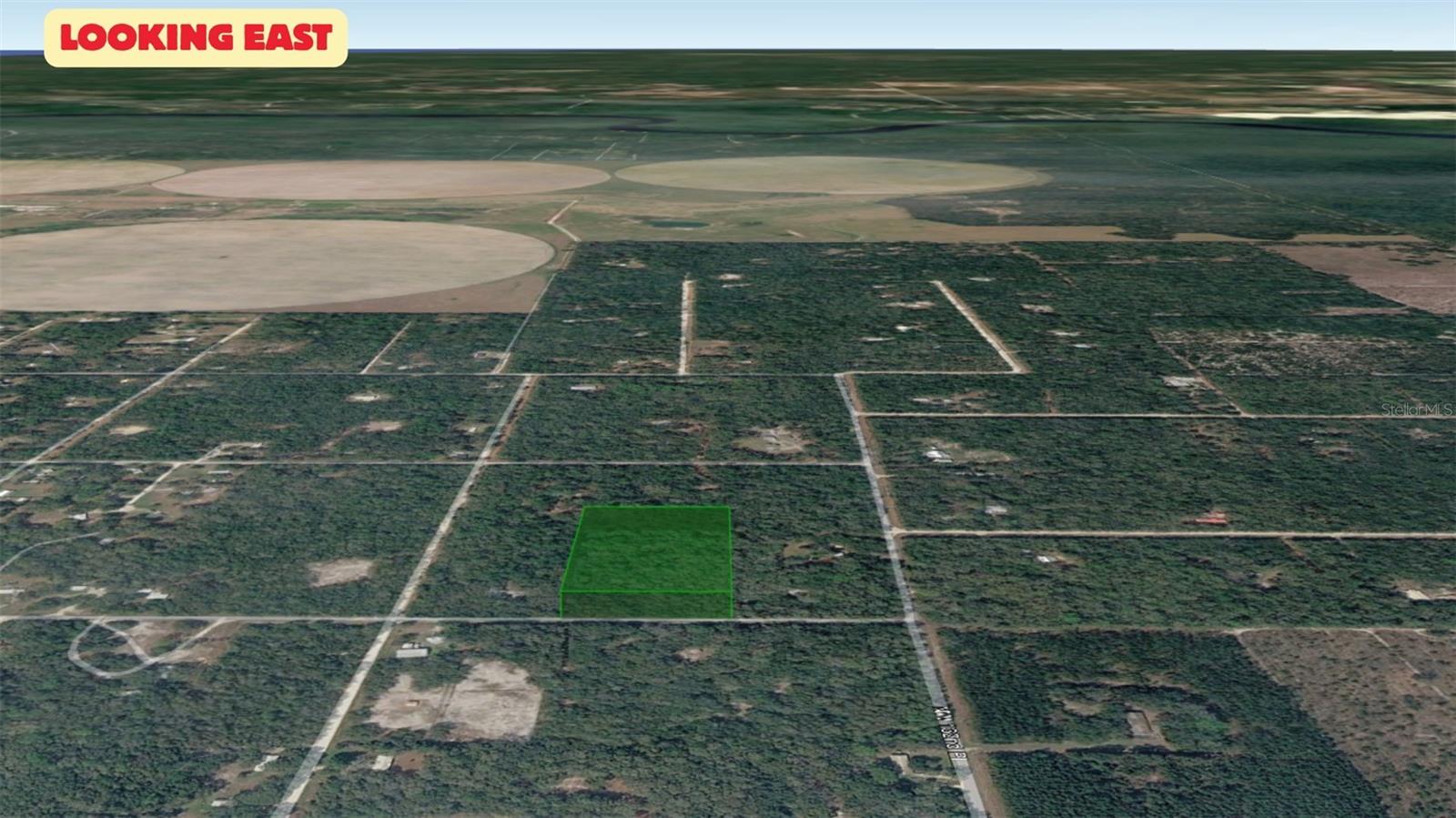 Image 21 of 26 For  85th Avenue 