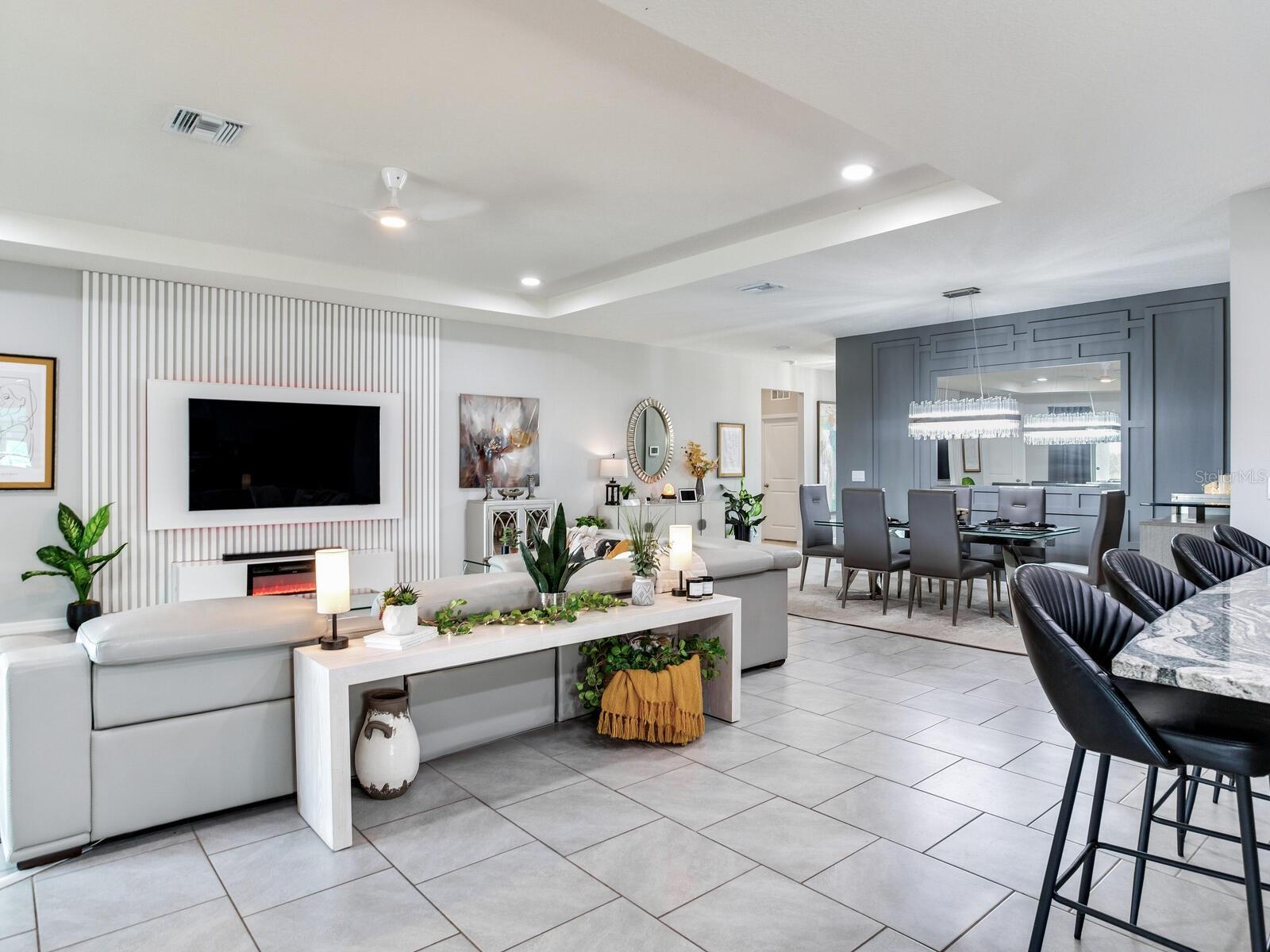 Listing photo id 9 for 9822 Shoreline View Way