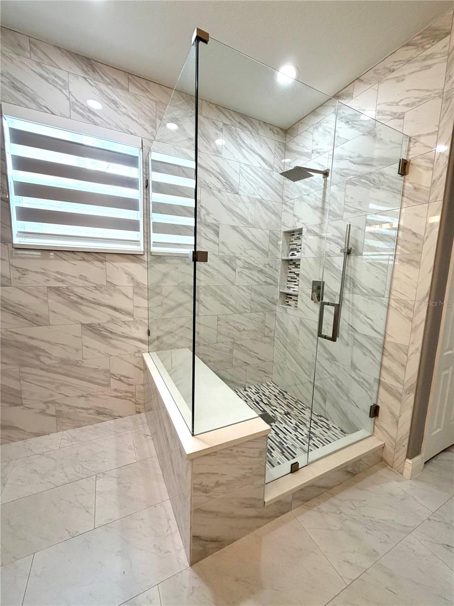 Listing photo id 27 for 20265 Merry Oak Avenue