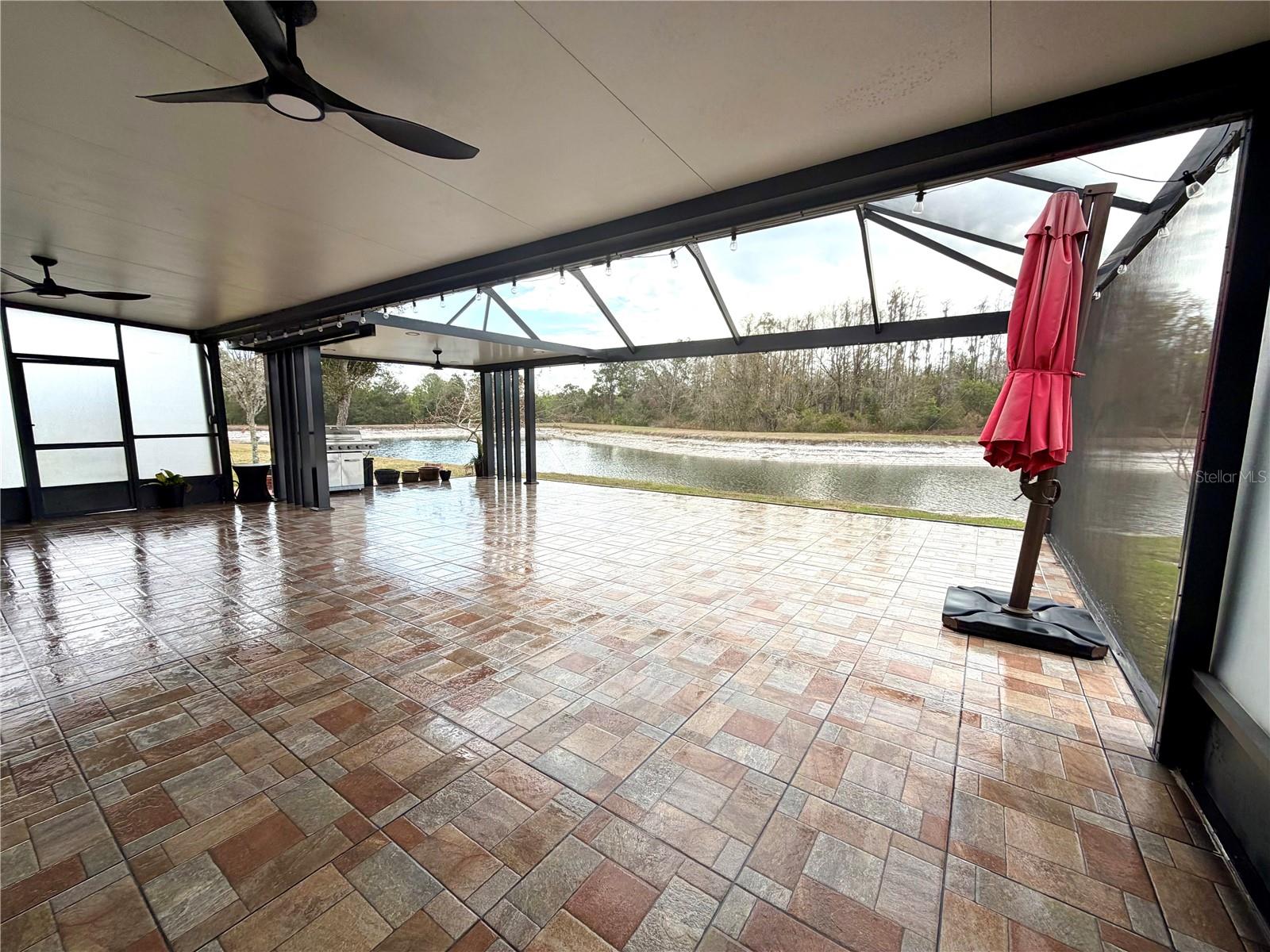 Listing photo id 46 for 20265 Merry Oak Avenue