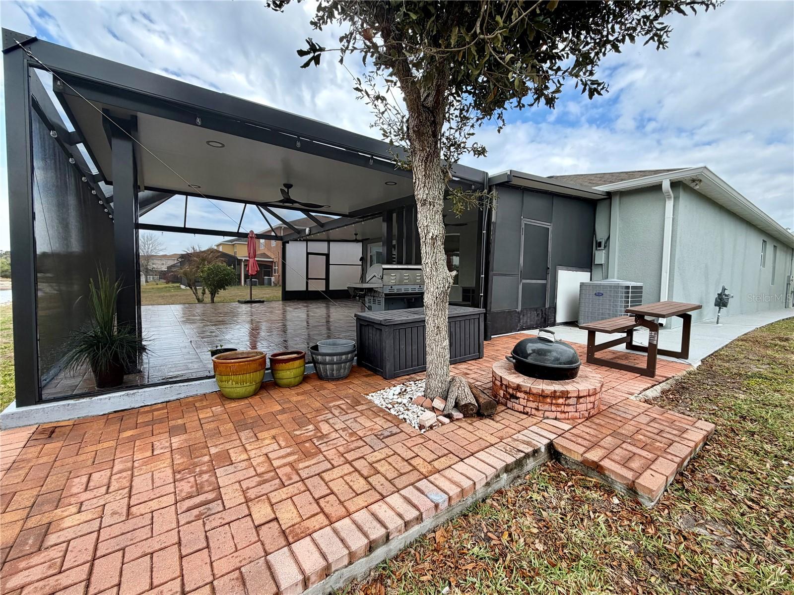 Listing photo id 52 for 20265 Merry Oak Avenue