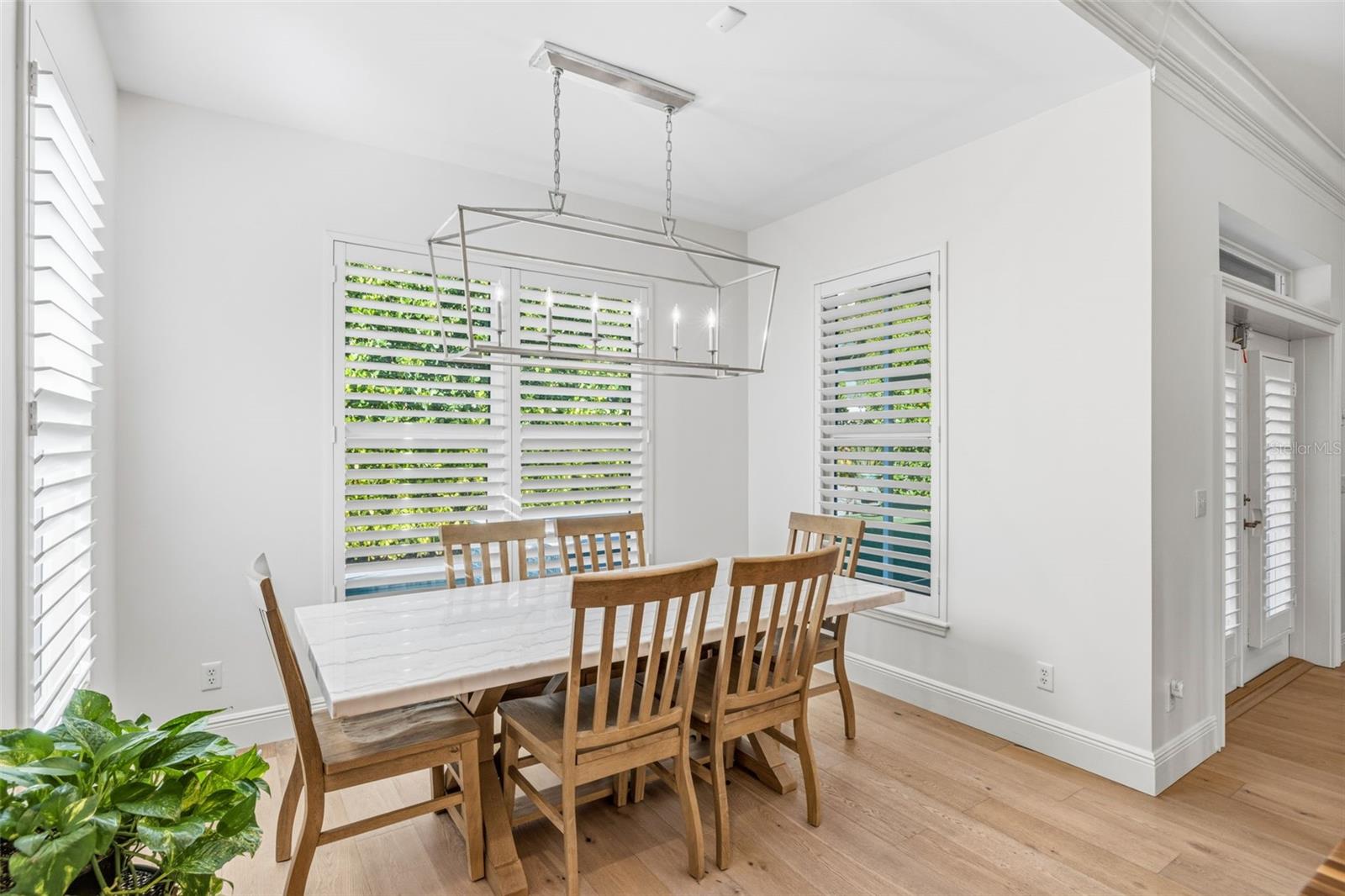 Image 24 of 70 For 2909 Bay Vista Avenue