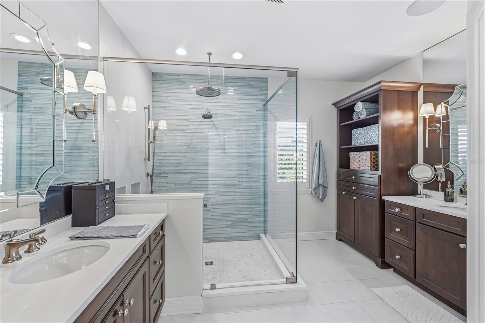 Image 32 of 70 For 2909 Bay Vista Avenue