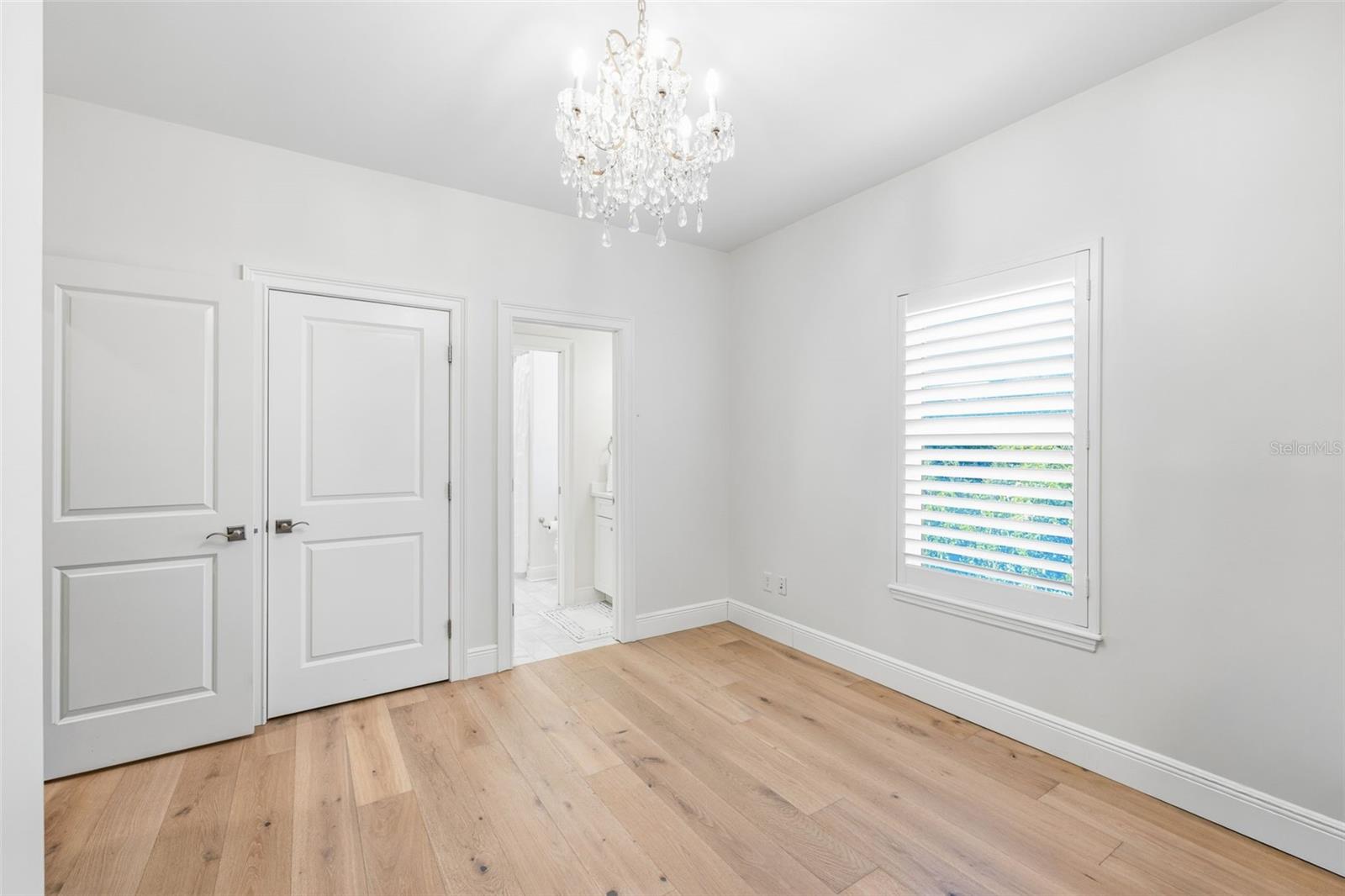 Image 41 of 70 For 2909 Bay Vista Avenue