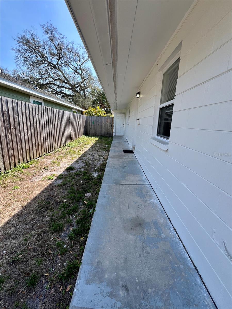 Image 19 of 19 For 860 49th Avenue