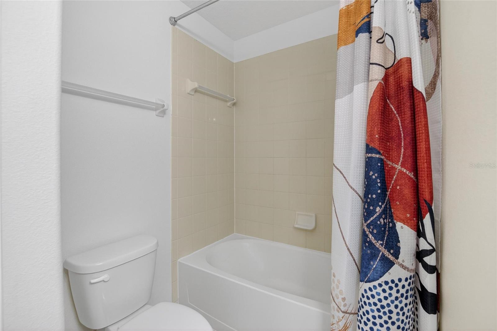 Listing photo id 12 for 10613 Summer Azure Drive