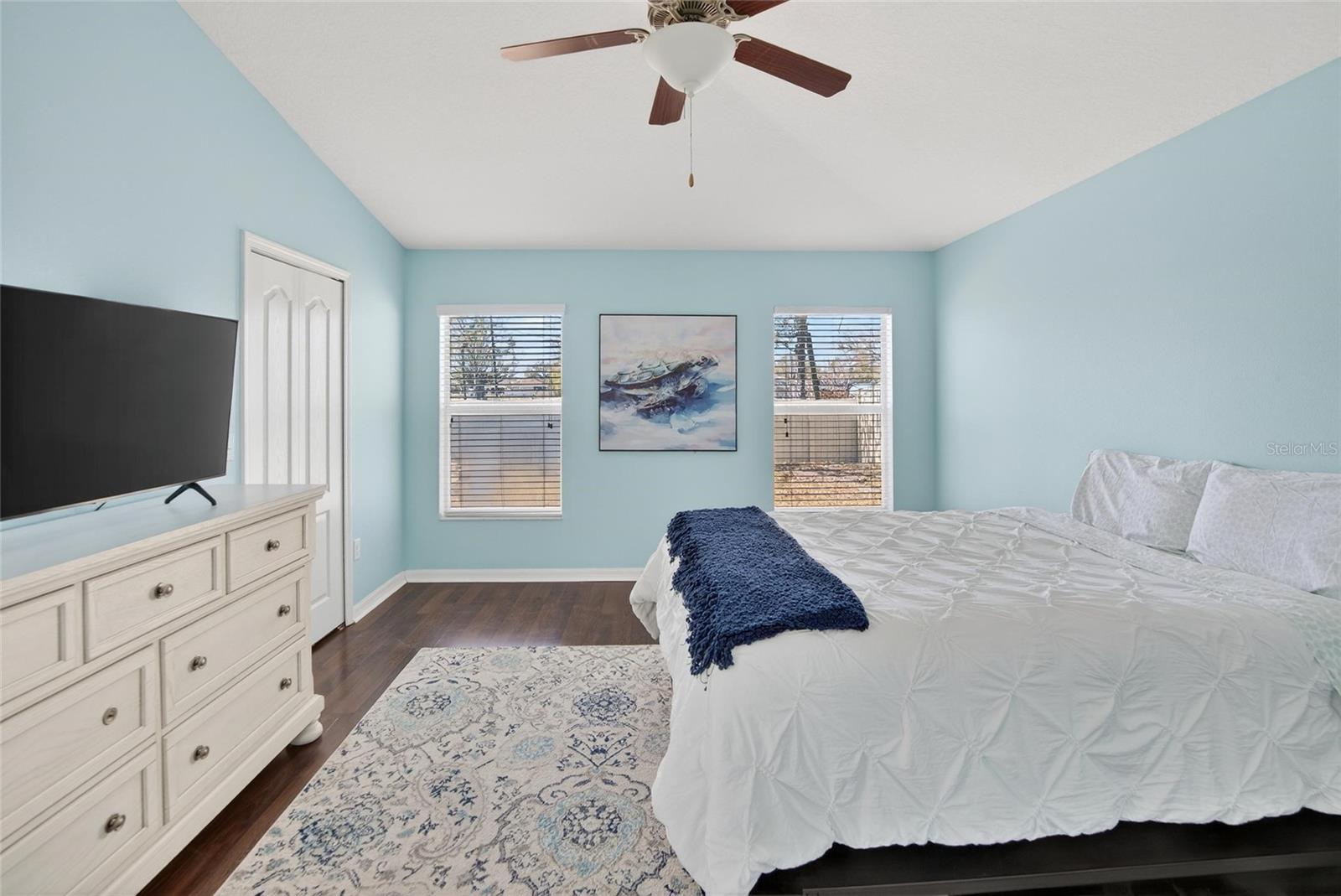 Listing photo id 28 for 10613 Summer Azure Drive