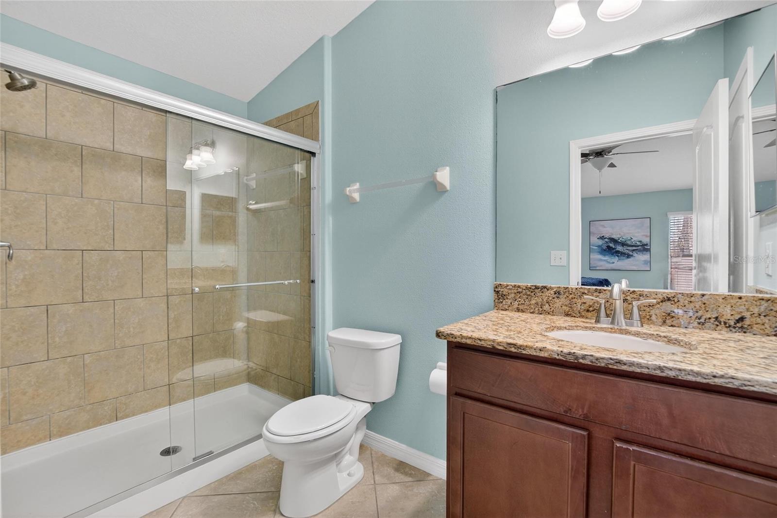 Listing photo id 31 for 10613 Summer Azure Drive