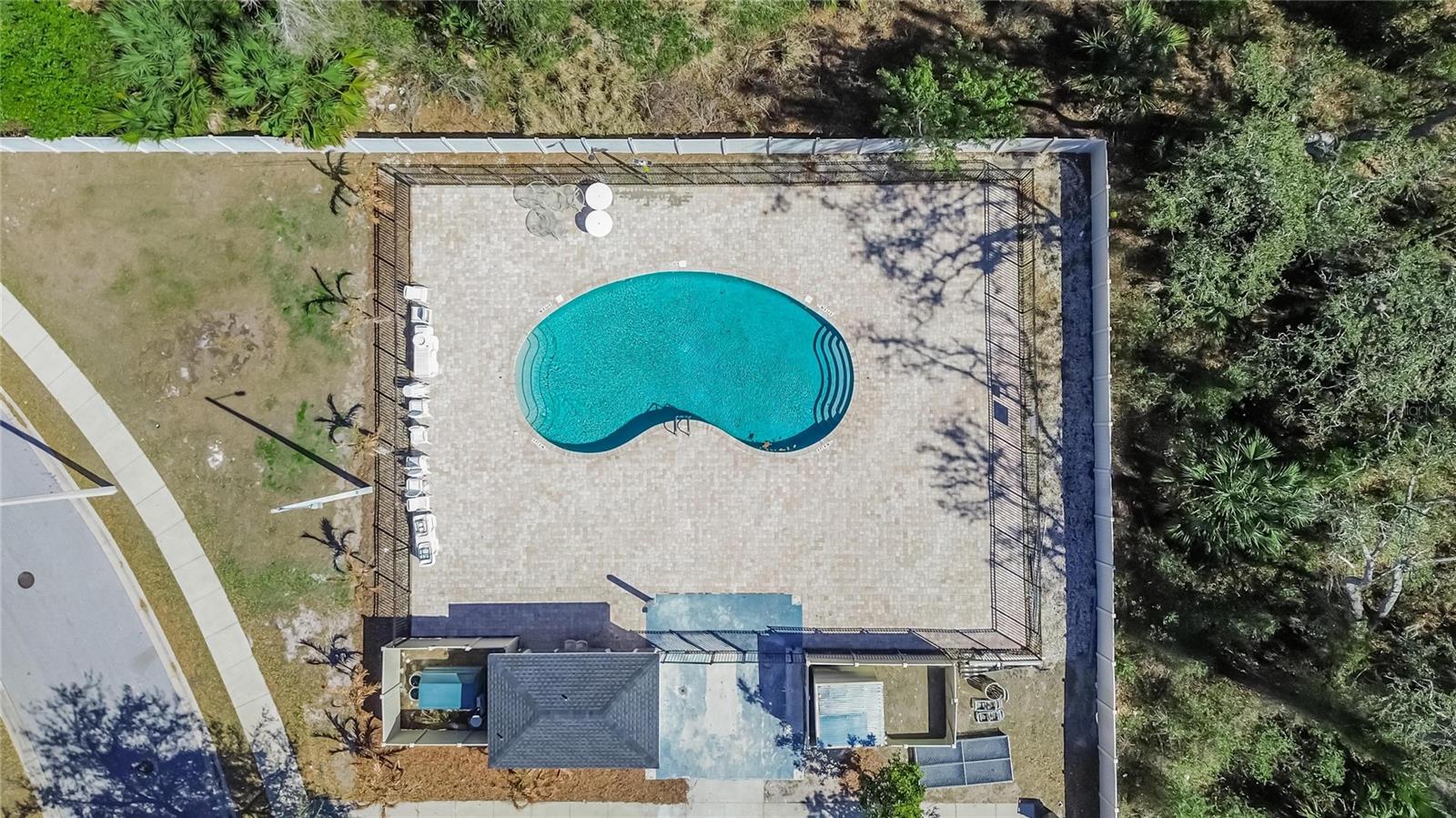 Listing photo id 51 for 10613 Summer Azure Drive