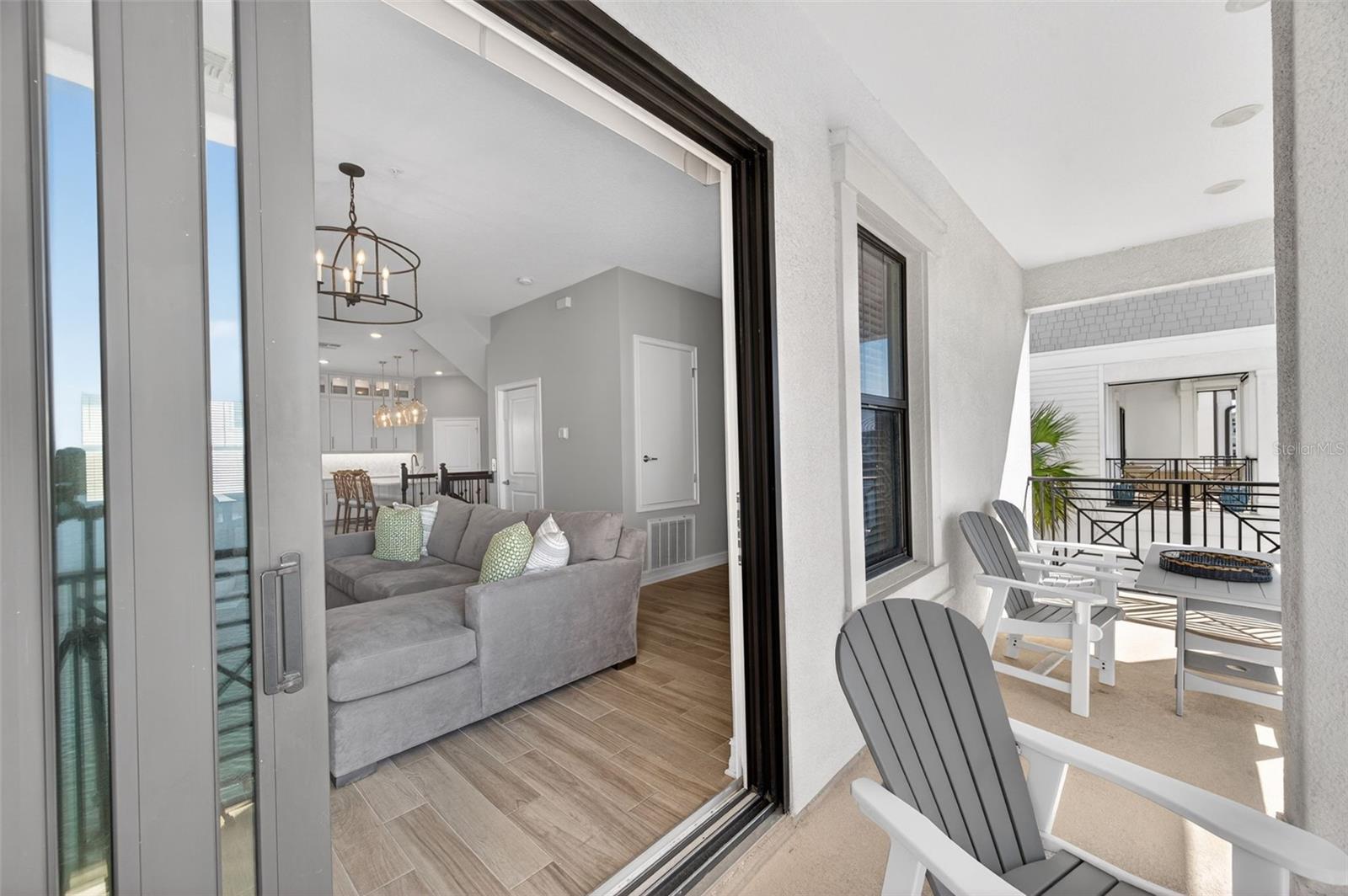 Image 14 of 37 For 5351 Bridge Street 20