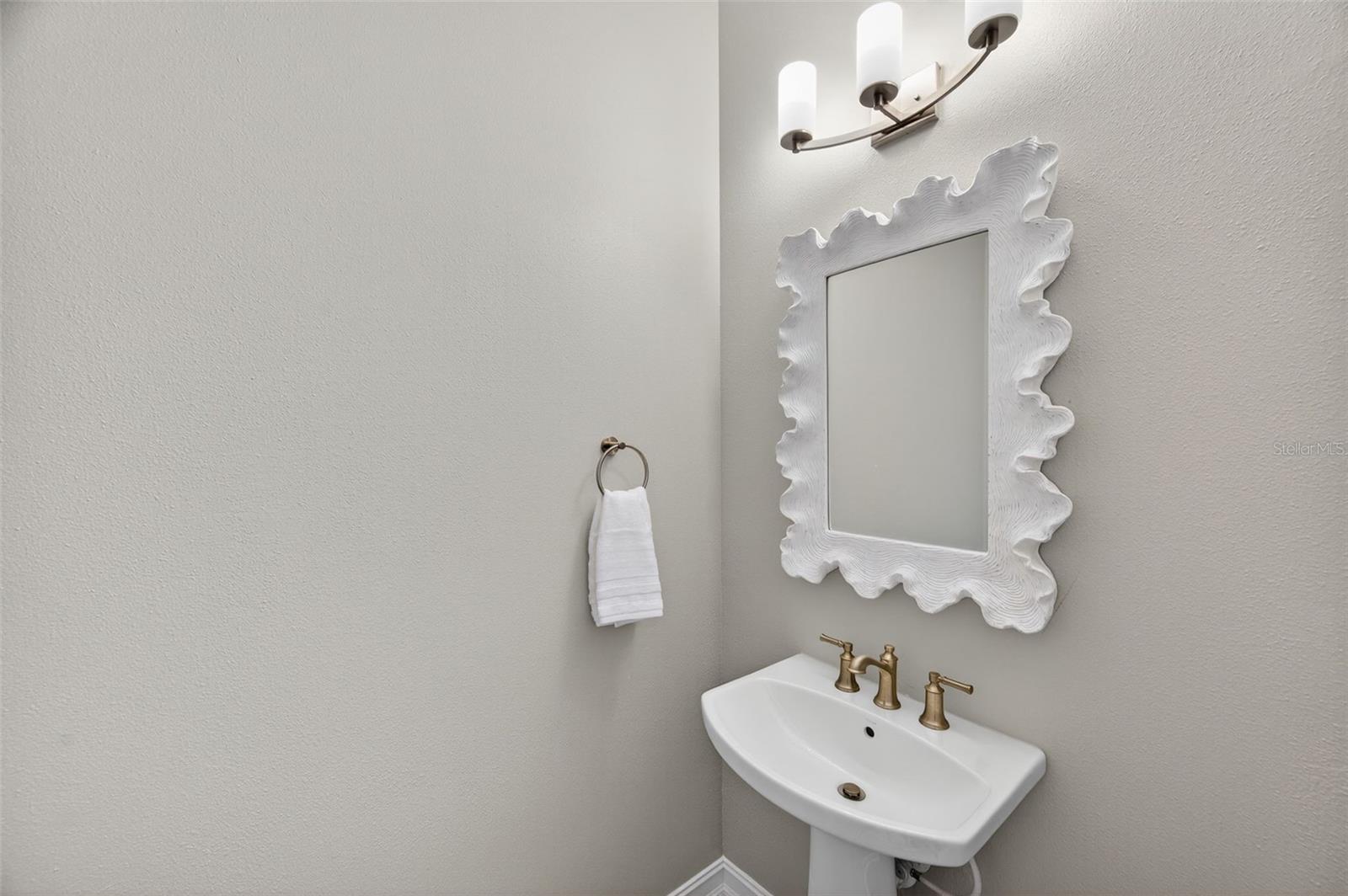 Image 17 of 37 For 5351 Bridge Street 20