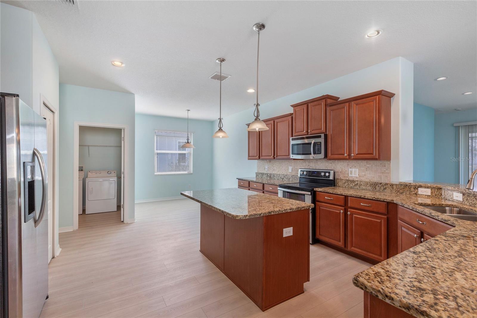 Image 10 of 68 For 2626 Yukon Cliff Drive