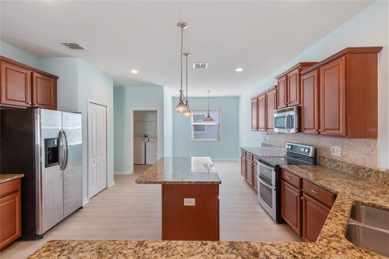 Image 11 of 68 For 2626 Yukon Cliff Drive