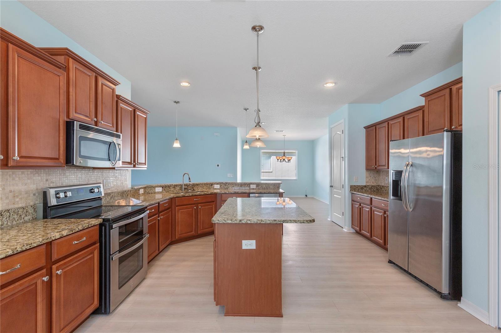 Image 15 of 68 For 2626 Yukon Cliff Drive