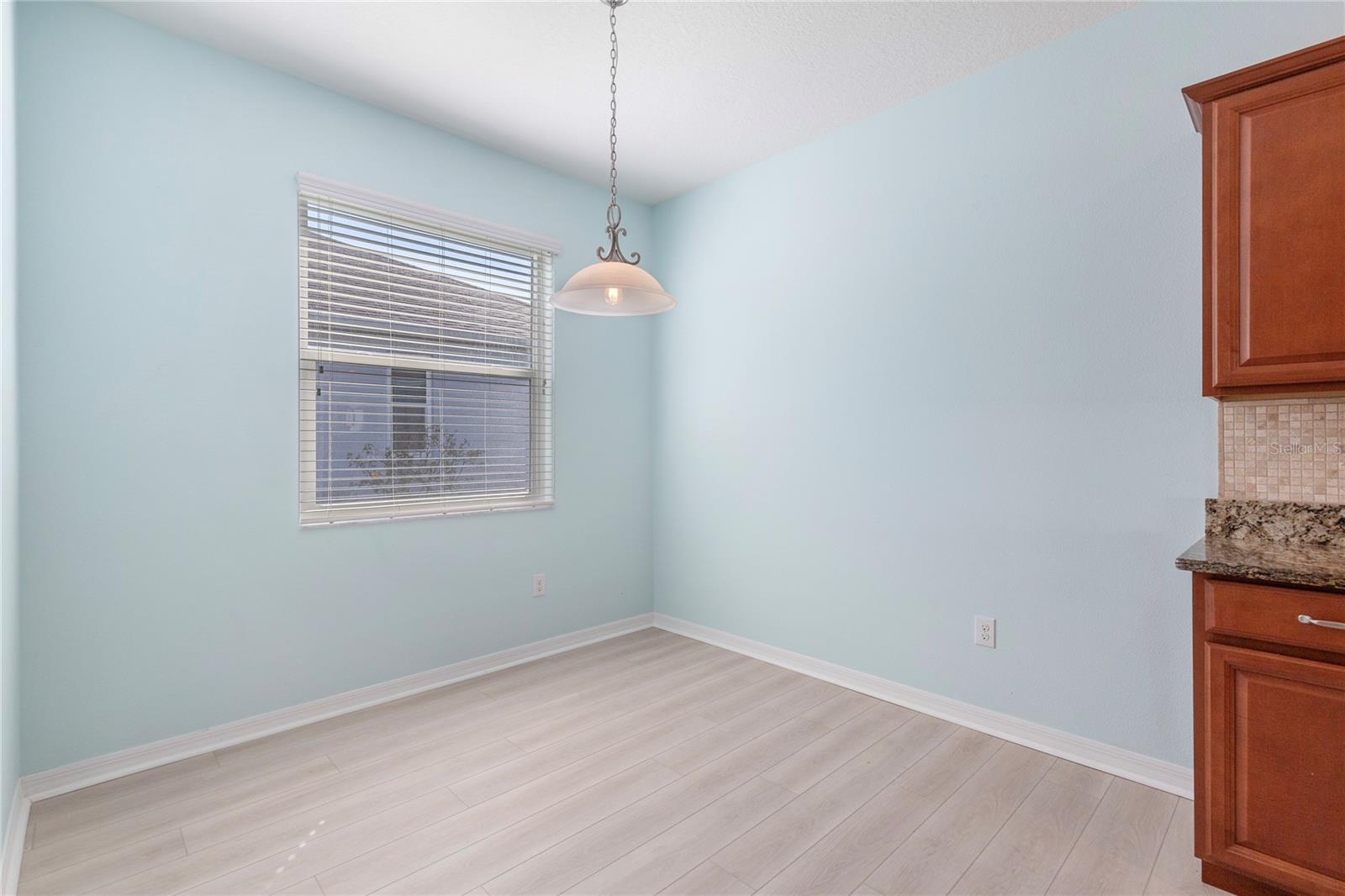 Image 17 of 68 For 2626 Yukon Cliff Drive