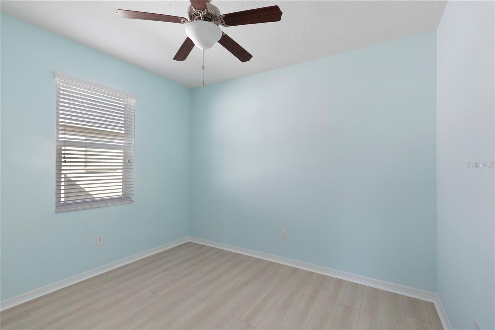 Image 29 of 68 For 2626 Yukon Cliff Drive