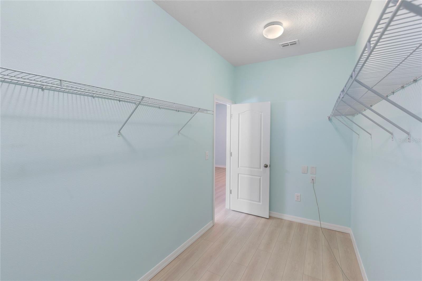 Image 35 of 68 For 2626 Yukon Cliff Drive