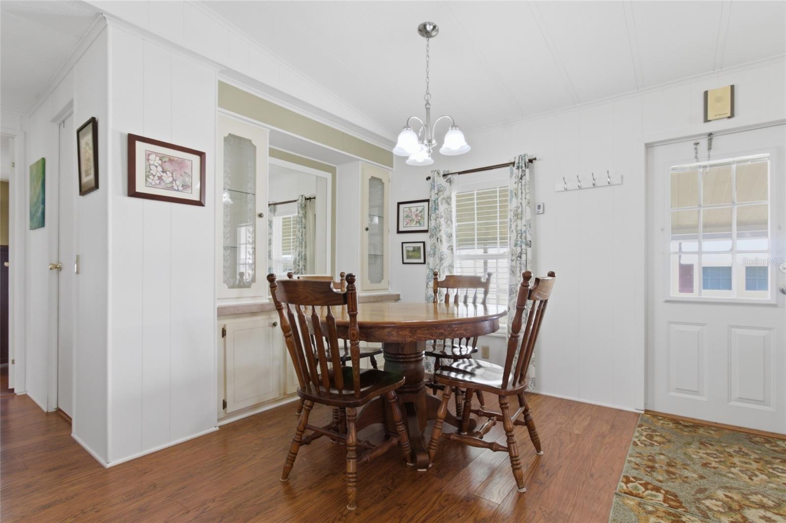 Image 10 of 38 For 5533 Regal Way