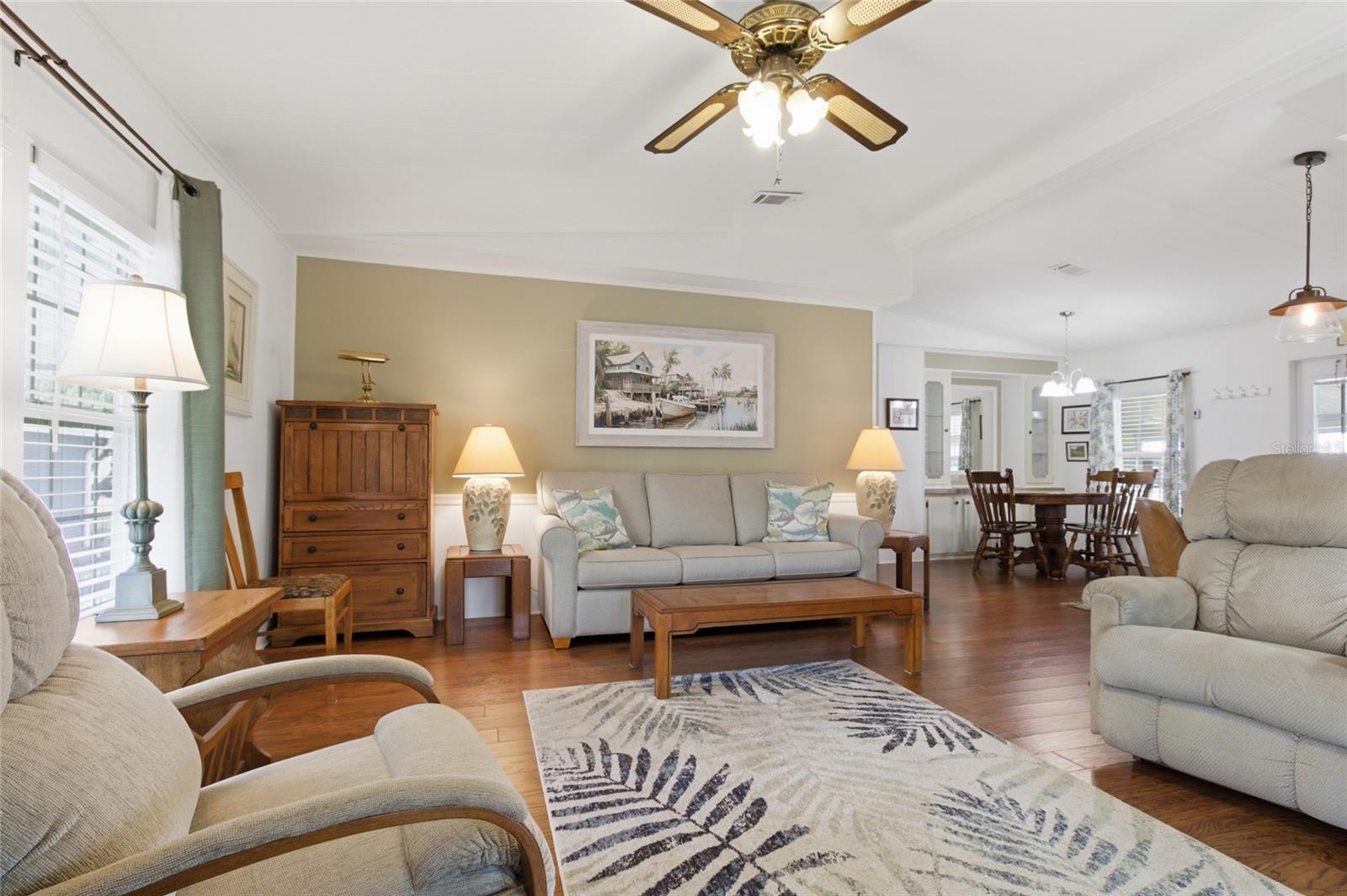 Image 16 of 38 For 5533 Regal Way