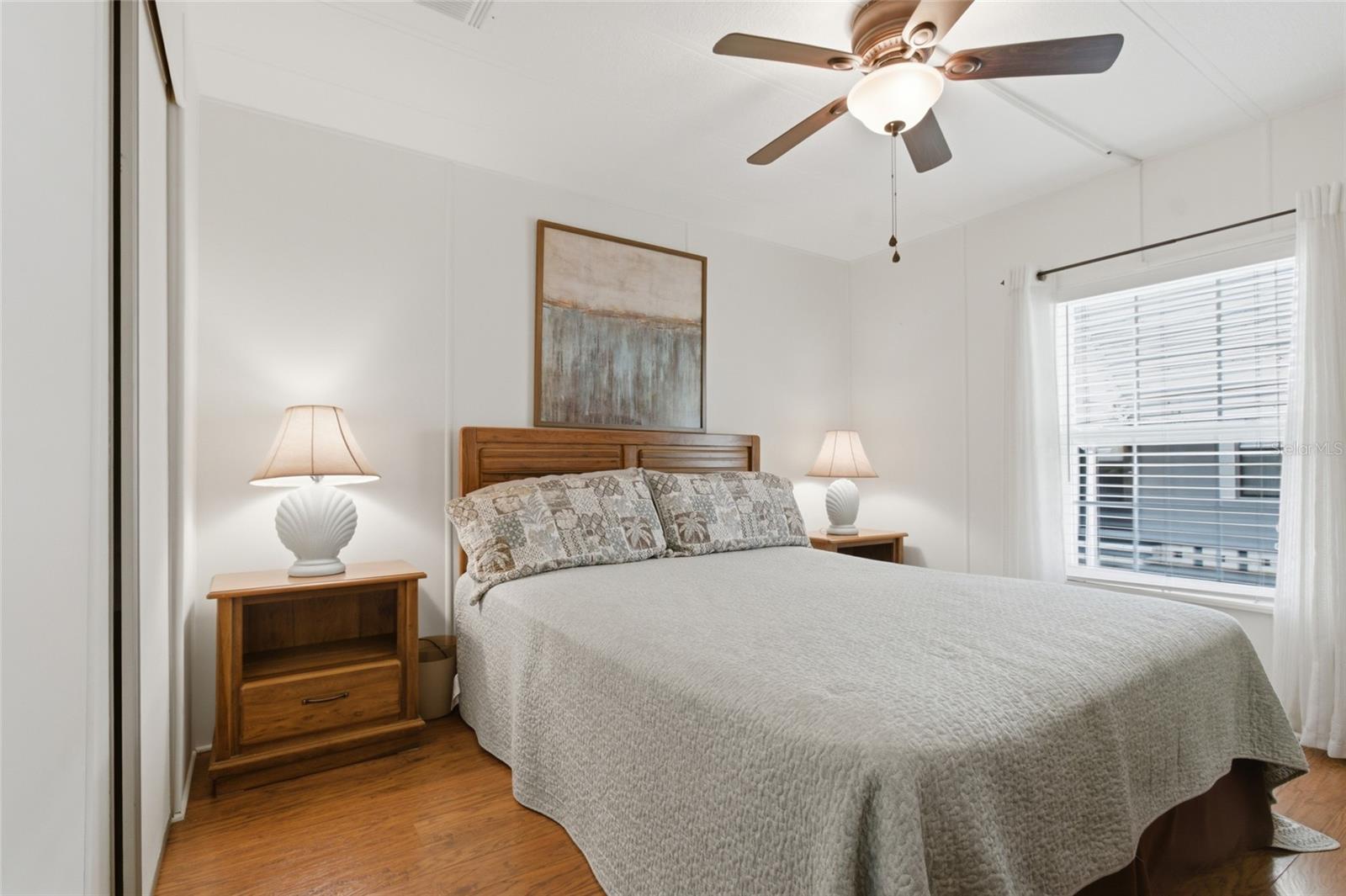 Image 25 of 38 For 5533 Regal Way