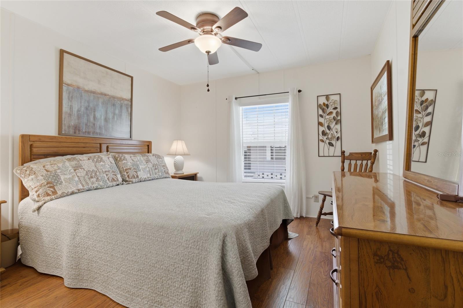 Image 26 of 38 For 5533 Regal Way