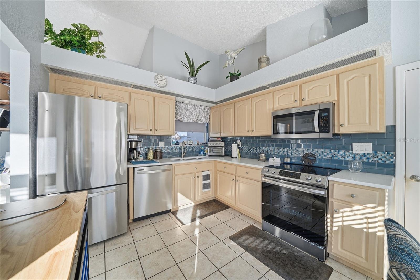 Image 12 of 30 For 11008 Casa Grande