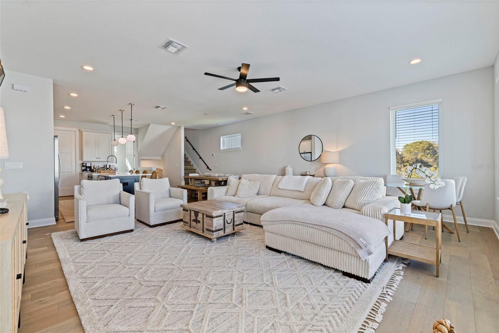 Image 21 of 36 For 4749 Legacy Park Drive