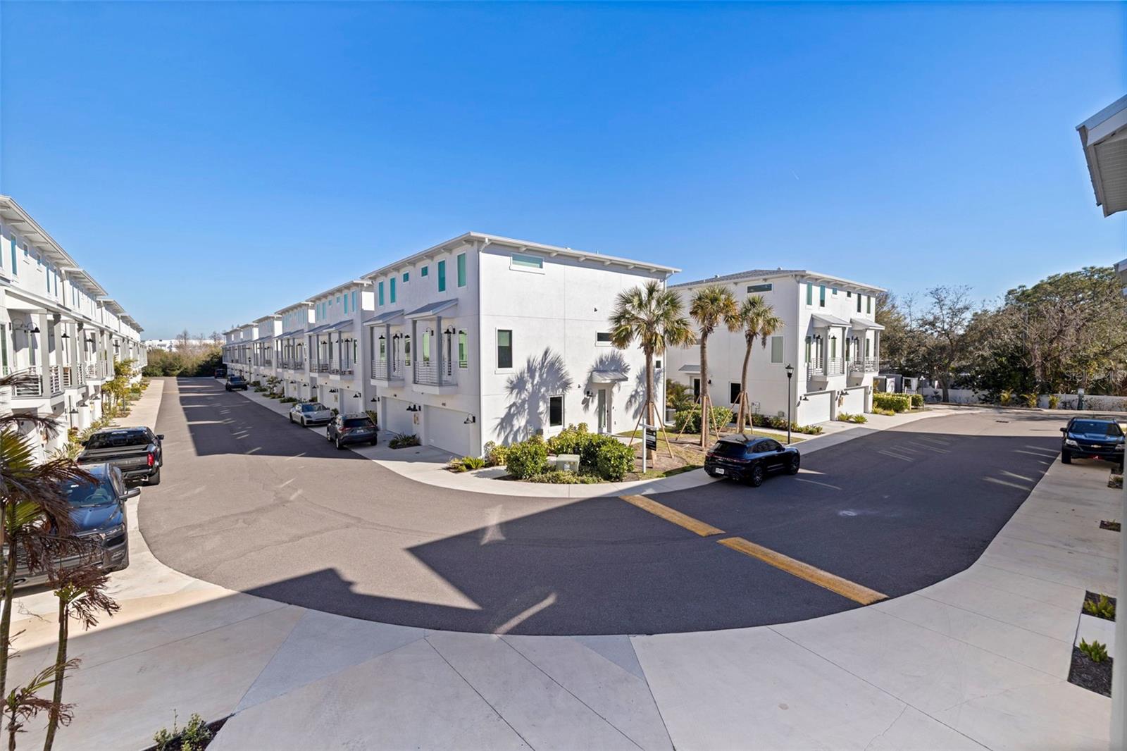 Image 26 of 36 For 4749 Legacy Park Drive