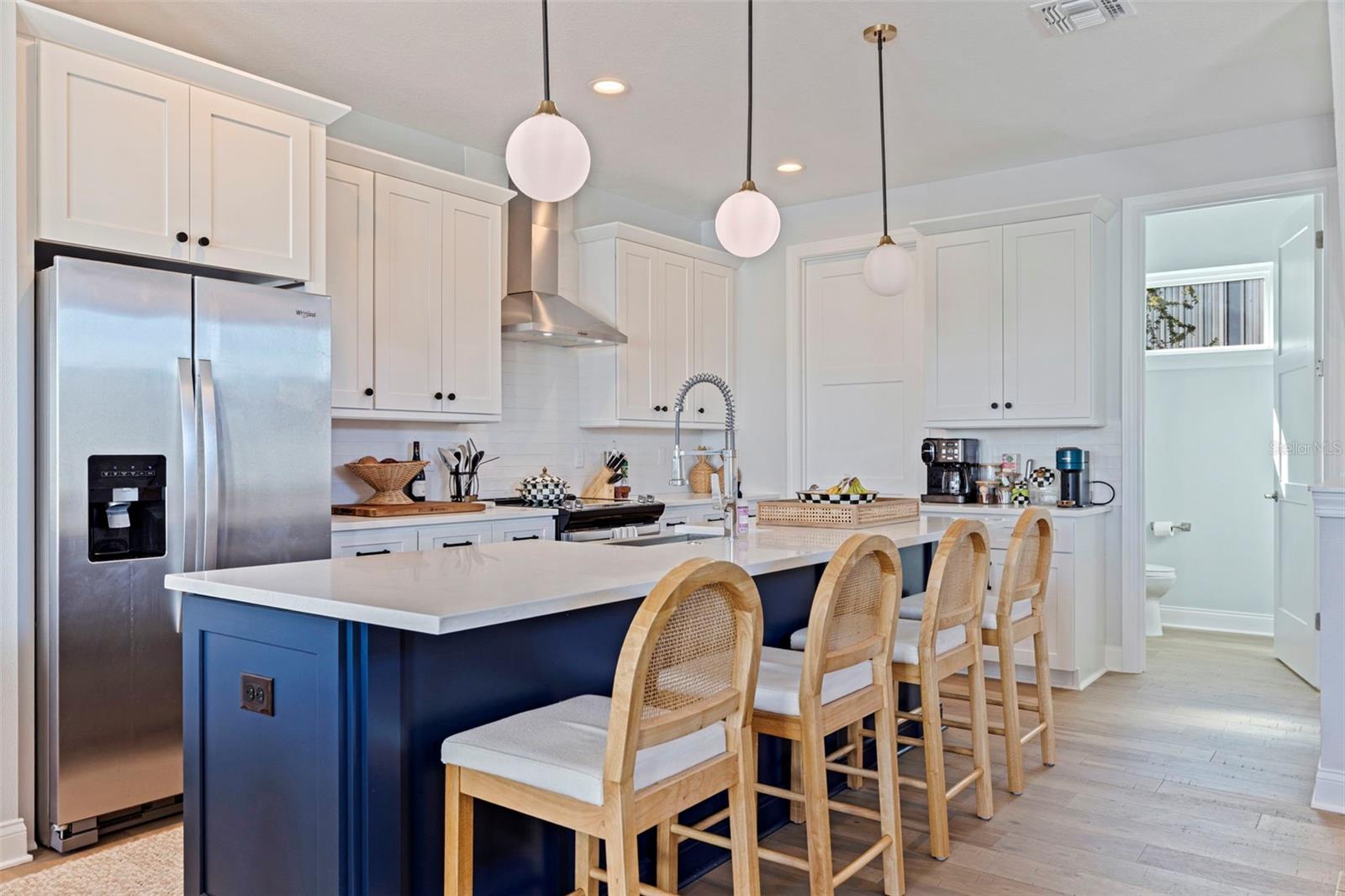 Image 4 of 36 For 4749 Legacy Park Drive