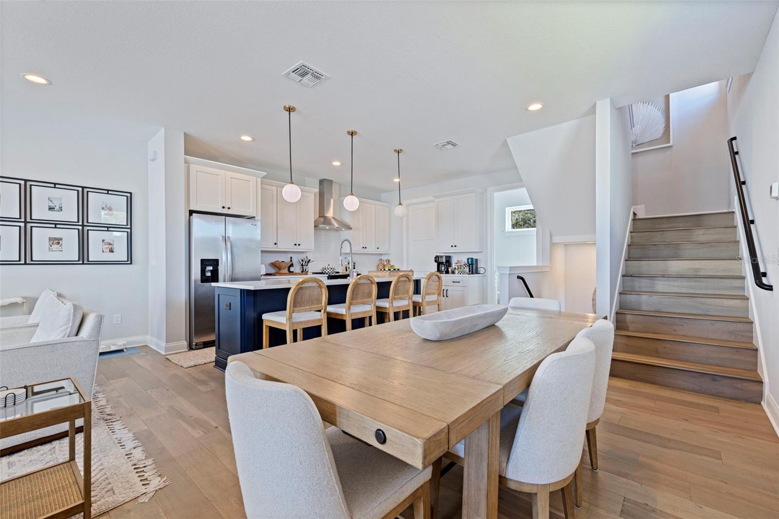 Image 8 of 36 For 4749 Legacy Park Drive