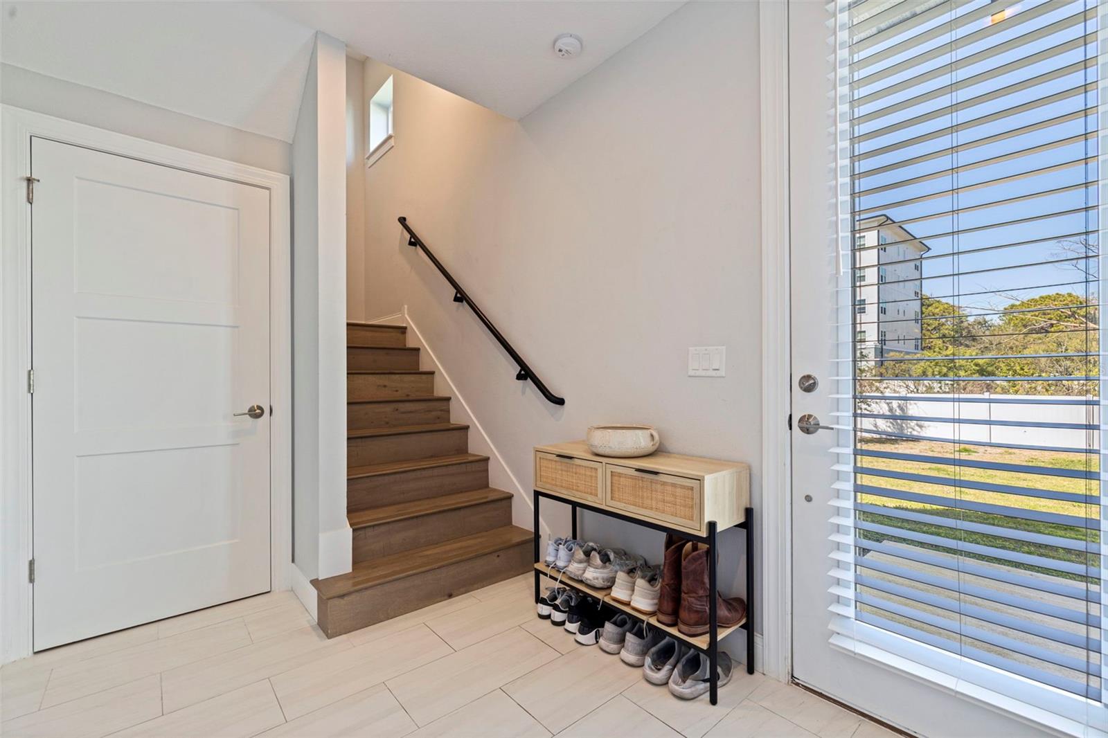 Image 9 of 36 For 4749 Legacy Park Drive