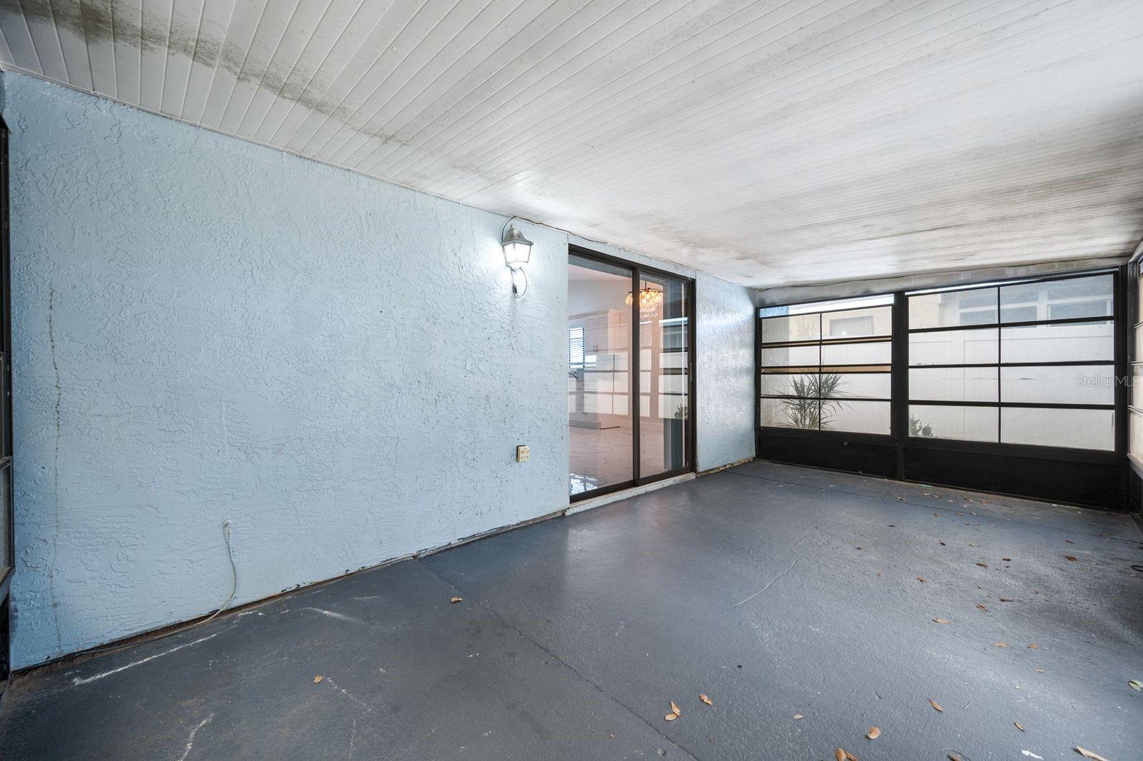 Image 11 of 50 For 12413 Hidden Brook Drive 11